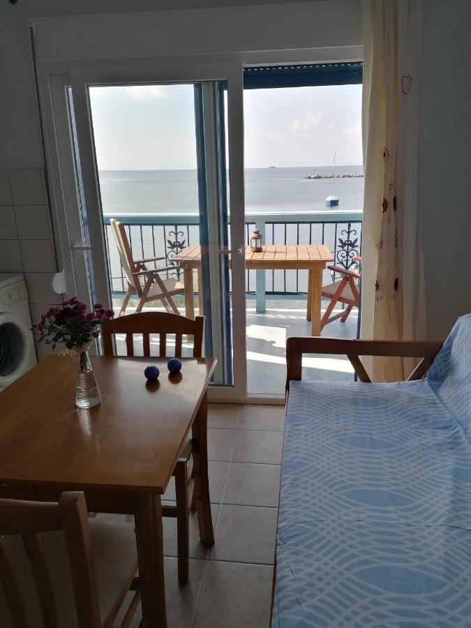 סקופלוס טאון Villa Evmenia Panoramic View & Sea Front Apartments מראה חיצוני תמונה