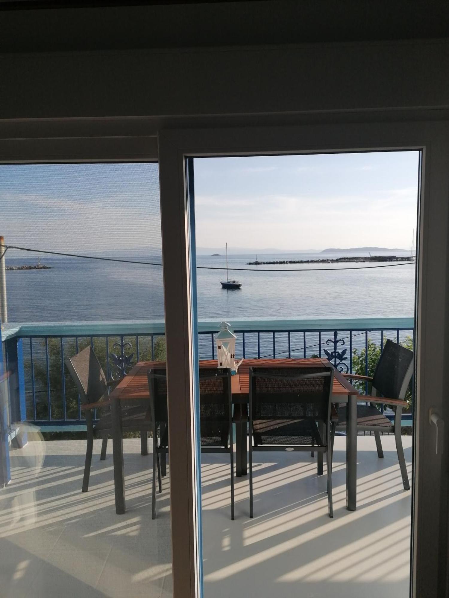 סקופלוס טאון Villa Evmenia Panoramic View & Sea Front Apartments מראה חיצוני תמונה